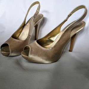 Lulu Townsend Champagne Slingback Heels